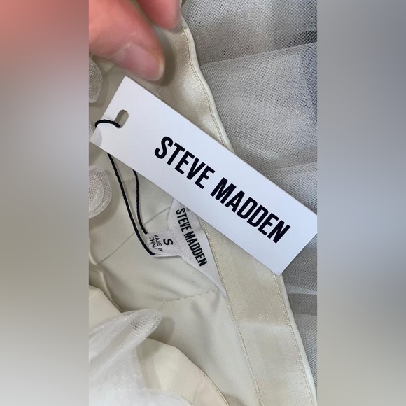 NWT STEVE MADDEN ELAINE TULLE CROP TOP SIZE S - Picture 3 of 9